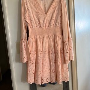 Beautiful pink long sleeve dress from Venus